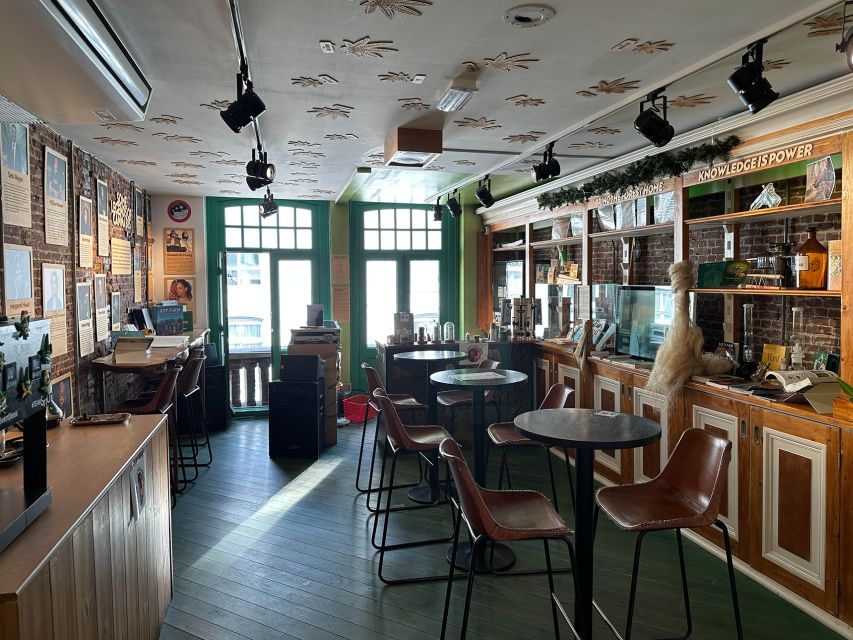 Amsterdam: Cannabis Museum Entry Ticket - The top floor and the museum’s relaxed ending