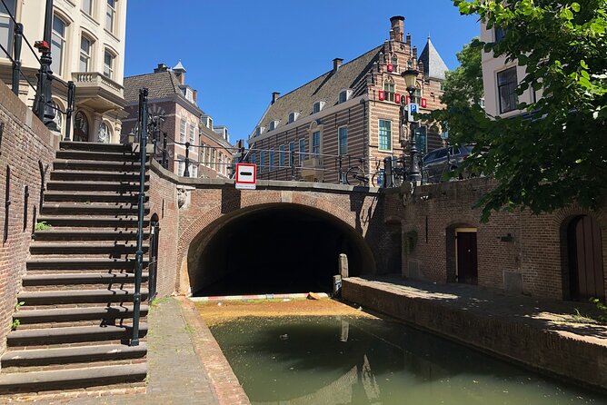 Amsterdam Castle & Utrecht City - Private Day Tour - What your guide adds to the day