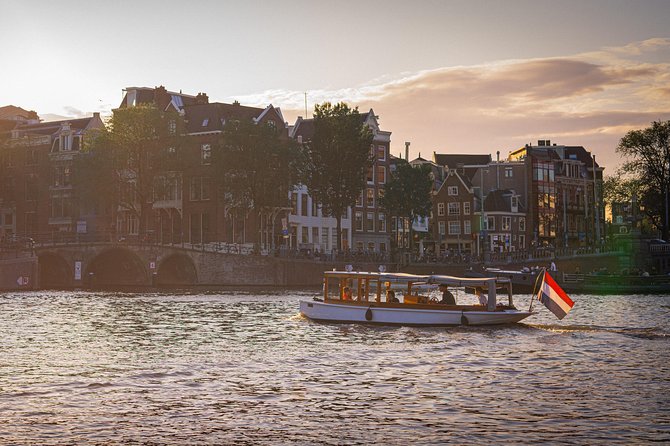 Amsterdam Champagne Private Canal Cruise - Boarding at Oosterdokskade 8