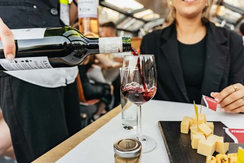 Amsterdam: Cheese & Wine Cruise Tasting Experience - A Warm Start Beside Amsterdam Centraal