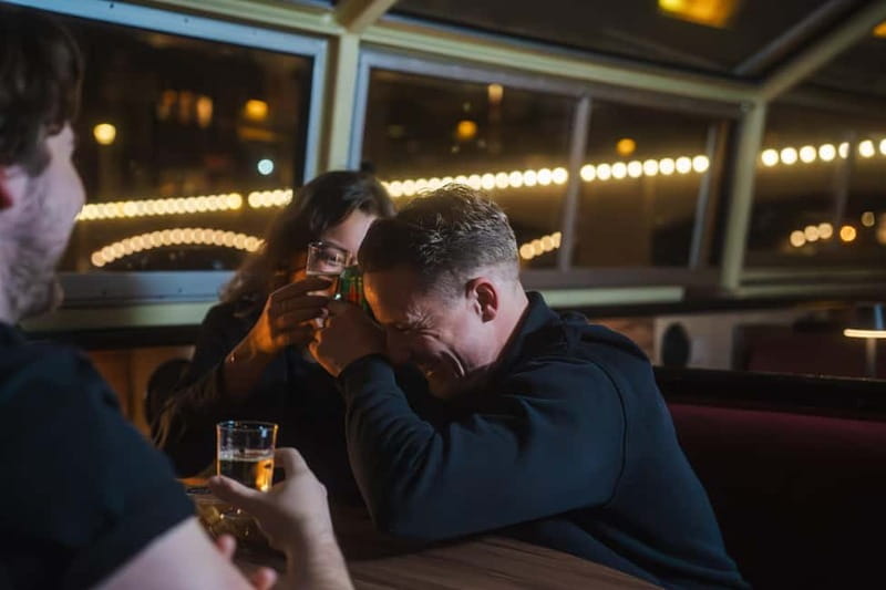 Amsterdam: Cheese & Wine Cruise Tasting Experience - Houseboats and the Maritime Museum