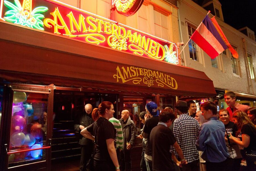 Amsterdam: City Center Bar Crawl and Nightlife Experience - What the $24 price really means