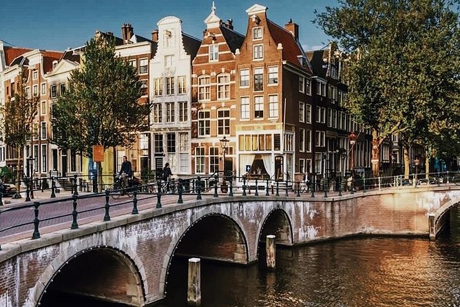 Amsterdam City Center & History - Exclusive Guided Walking Tour - Amsterdam in one walk, from harbor church to Jordaan café