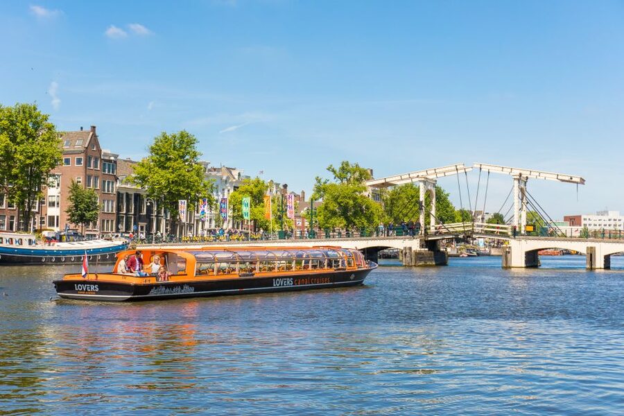 Amsterdam: City Centre Canal Cruise - Key points at a glance