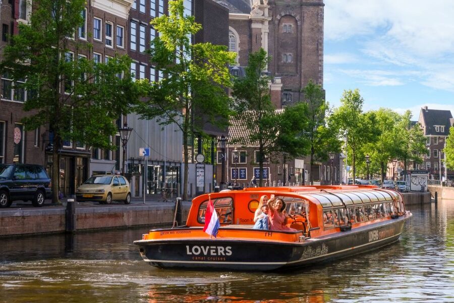 Amsterdam: City Centre Canal Cruise - Why Amsterdam’s canals are best seen from the boat