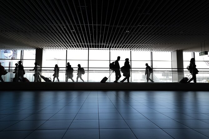 Amsterdam City to AMS Schiphol Airport departure transfer - What happens at pickup