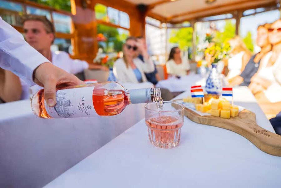 Amsterdam: Classic Boat Cruise with Optional Cheese & Wine - Key points at a glance