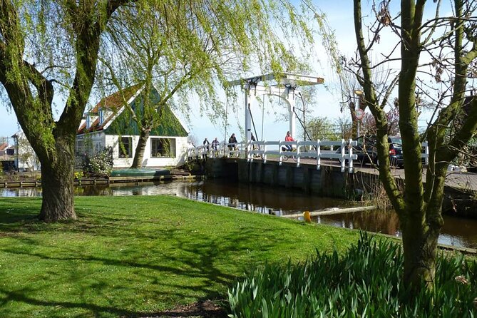 Amsterdam Countryside and Villages Bike Tour - The guide can make the difference