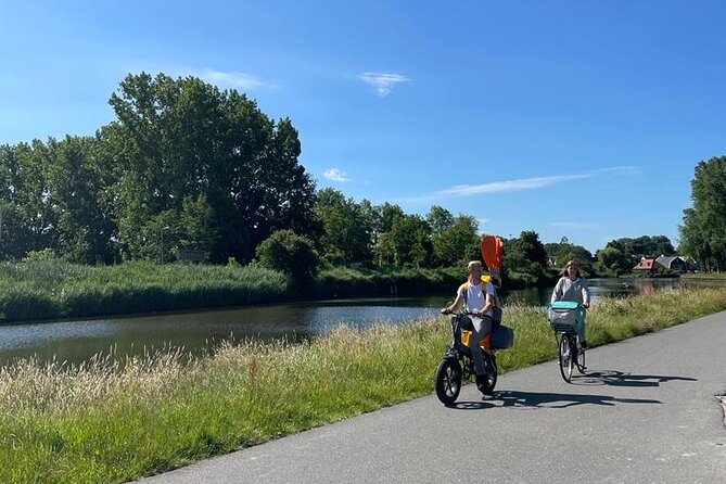 Amsterdam Countryside Bike and Kayak Tour - What to Bring and Wear