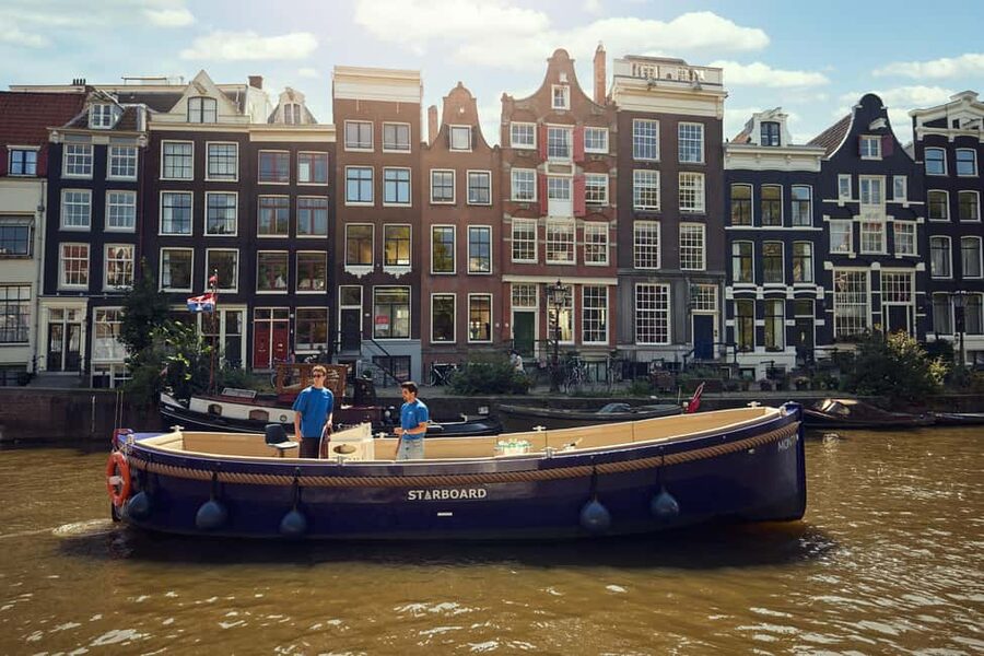 Amsterdam: Cozy Evening Canal Cruise With Open Bar Option - Prinsengracht and the Jordaan