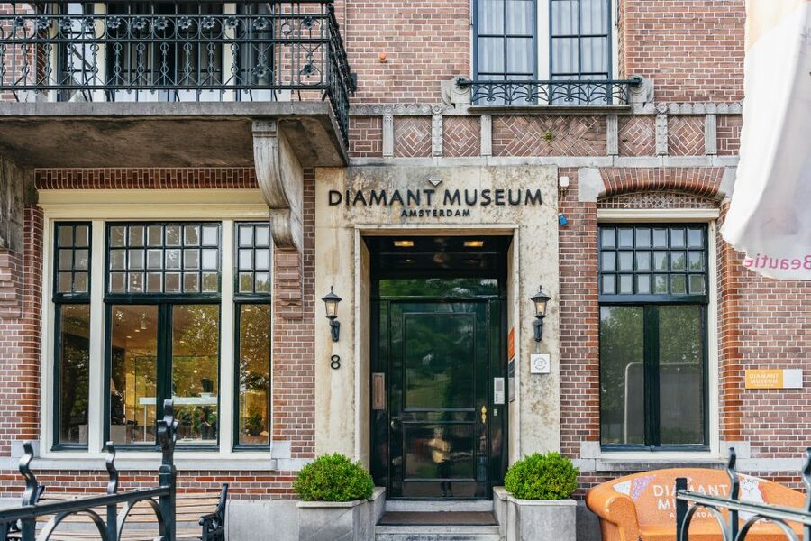 Amsterdam: Diamond Museum Entrance Ticket - The adjacent Coster Diamonds visit