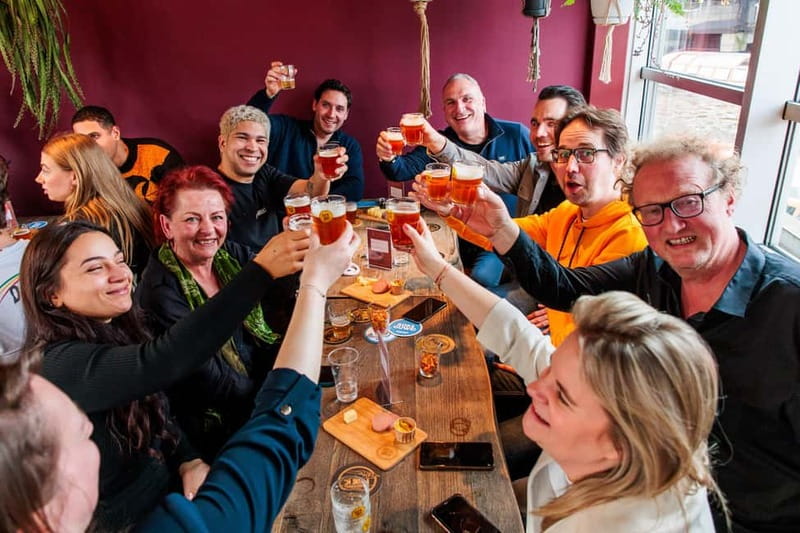 Amsterdam: Dutch Craft Beer Tasting with cheese and snacks - Five Dutch beers, one glass at a time