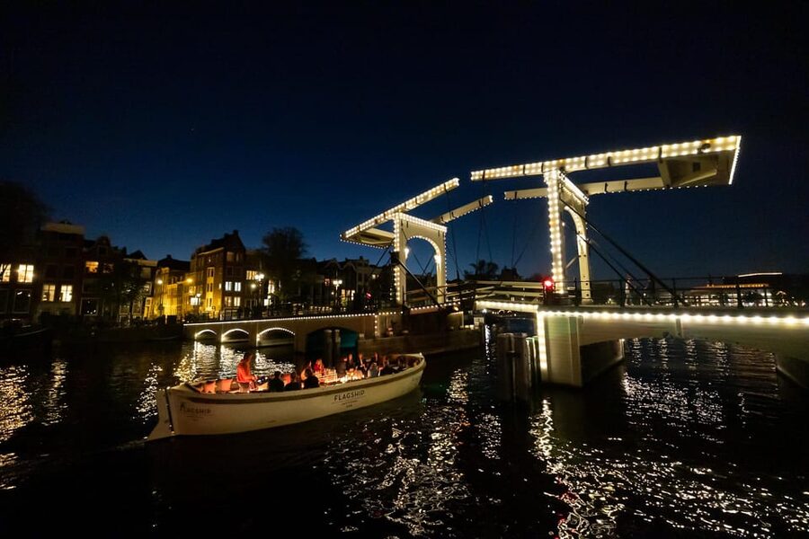 Amsterdam: Evening Canal Cruise with (Open) Bar on Board - Price, Drinks, and Overall Value