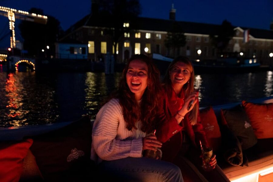 Amsterdam: Evening Canal Cruise with (Open) Bar on Board - Who Will Enjoy This Cruise Most?