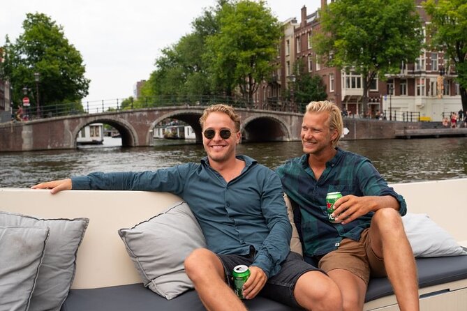 Amsterdam: Evening Candle Light Cruise With Wine & Cheese - Herengracht, Prinsengracht, and the Seven Bridges