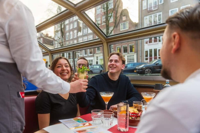 Amsterdam: Evening Cocktail Cruise along the canals - What this Amsterdam cocktail cruise is really like