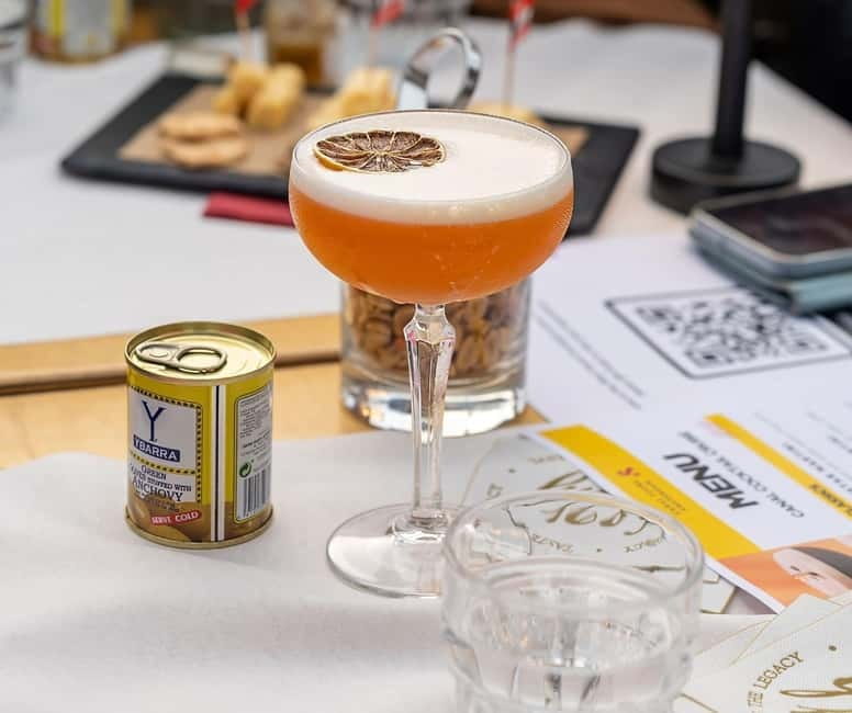Amsterdam: Evening Cocktail Cruise along the canals - Is $45 a good value?