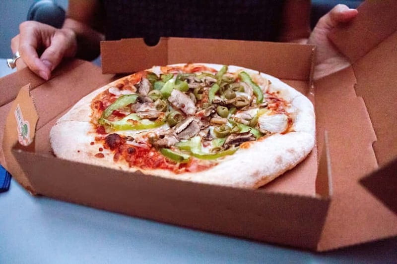 Amsterdam: Evening Pizza Cruise Along the Canals - Why this cruise works so well for an evening in Amsterdam