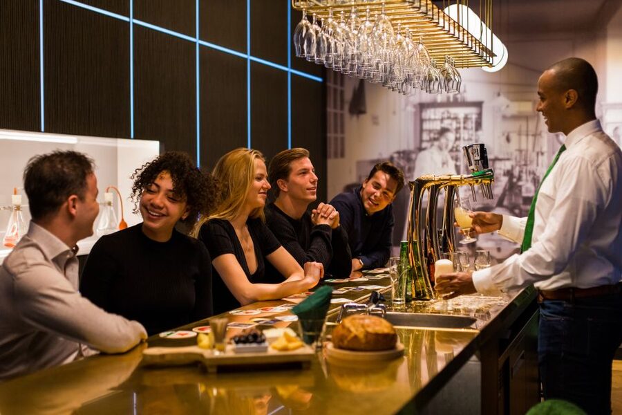 Amsterdam: Exclusive Heineken Experience VIP Tour Ticket - The interactive finish and extra drinks