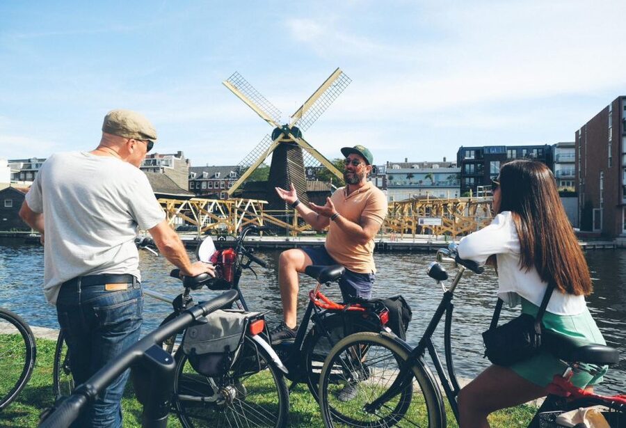 Amsterdam: Explore the City Highlights by Bike - Quick takeaways