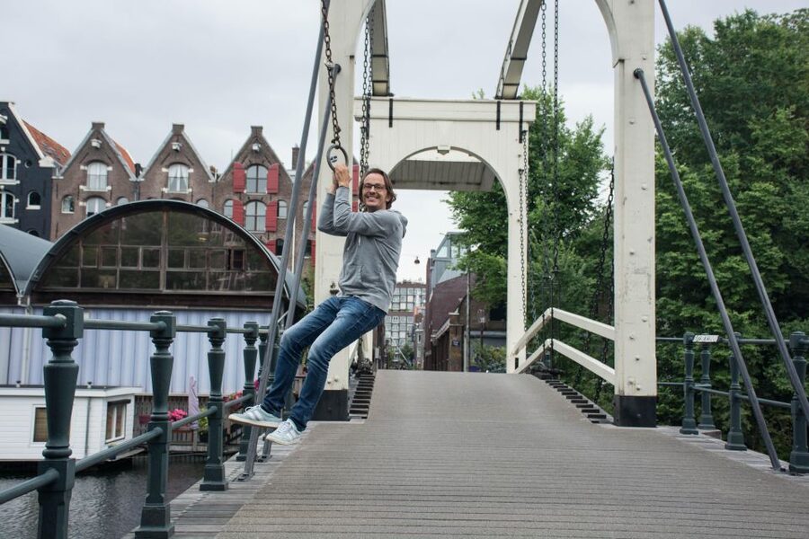 Amsterdam: Explore the City Highlights by Bike - Why a bicycle is the right Amsterdam introduction