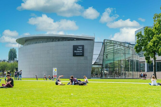 Amsterdam: Explore the Van Gogh Museum & His Masterpieces - Following Van Gogh’s artistic development