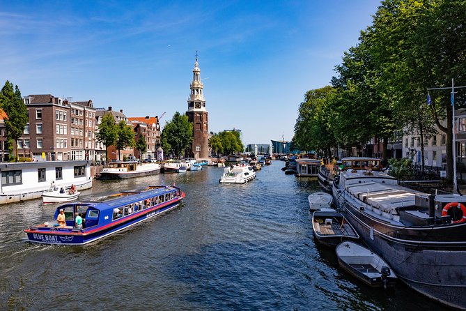 Amsterdam Family-Friendly Canal Cruise with Snackbox Option - Why a canal cruise belongs near the start of your Amsterdam visit