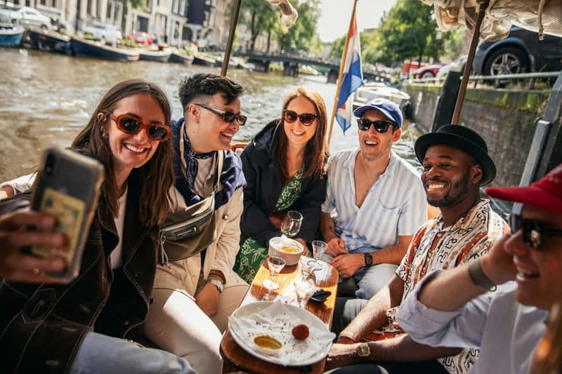Amsterdam: Food and Canal Tour - Key points at a glance