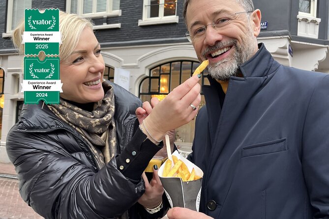 Amsterdam Food and Cultural Tour with Tastings - Torensluis and Amsterdam’s crooked houses