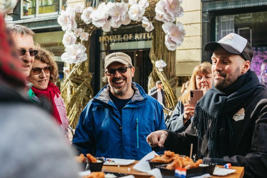 Amsterdam: Food and Culture Walking Tour with Tastings - Dutch classics, from herring to kibbeling