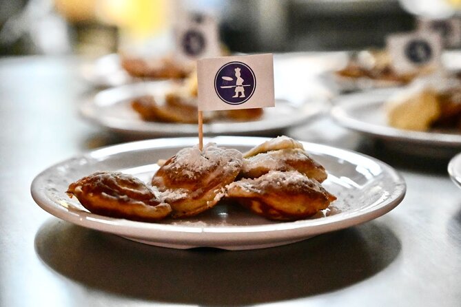 Amsterdam Food Tour of 10+ Local Classic Tastings in Jordaan Area - Why the Jordaan makes such a good food-tour base
