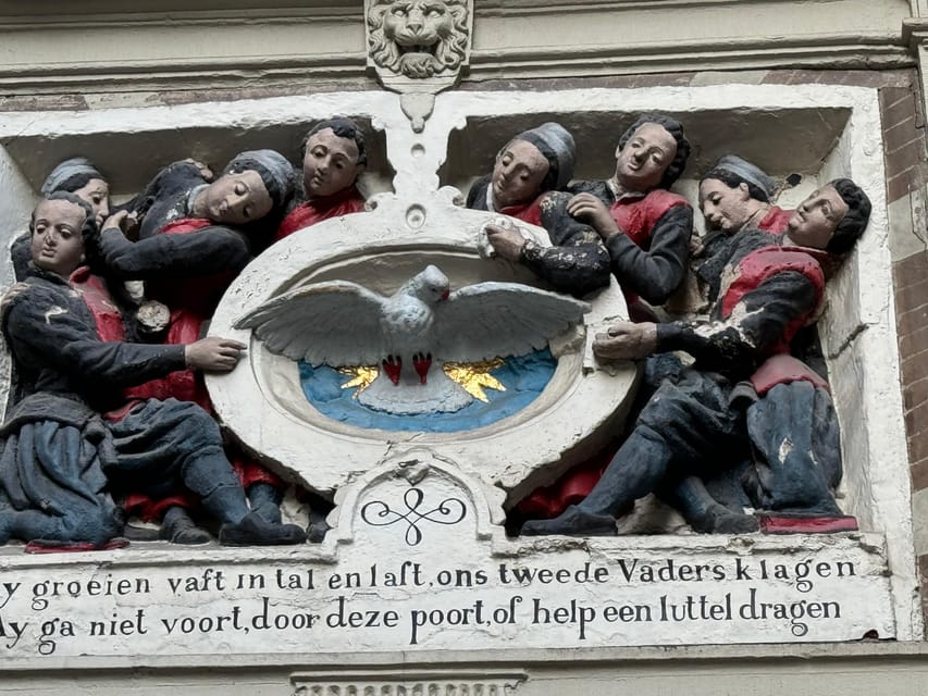 Amsterdam: Ghost Walking Tour and Dark History - Prins Hendrikkade opens the route toward the water