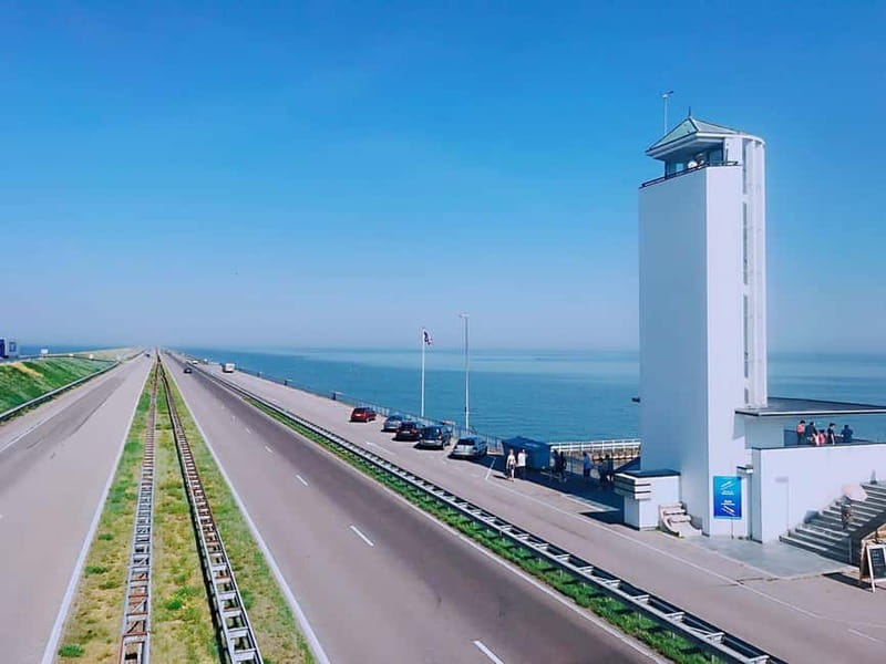 Amsterdam: Giethoorn, Afsluitdijk and Zaanse Schans Day Trip - Afsluitdijk: a short stop with a big idea