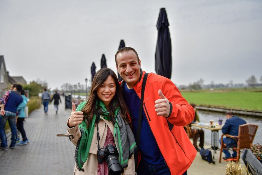 Amsterdam: Giethoorn and Zaanse Schans Windmills Day Tour - Who should book this day trip