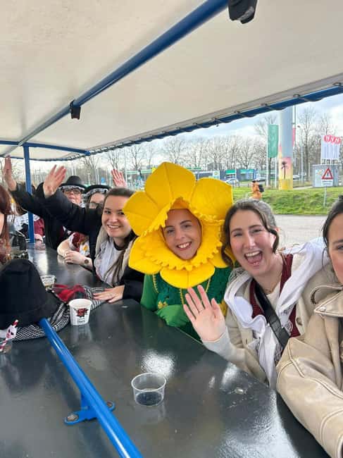 Amsterdam: Guided Beer or Prosecco Bike Tour - Choosing beer, Prosecco, or both