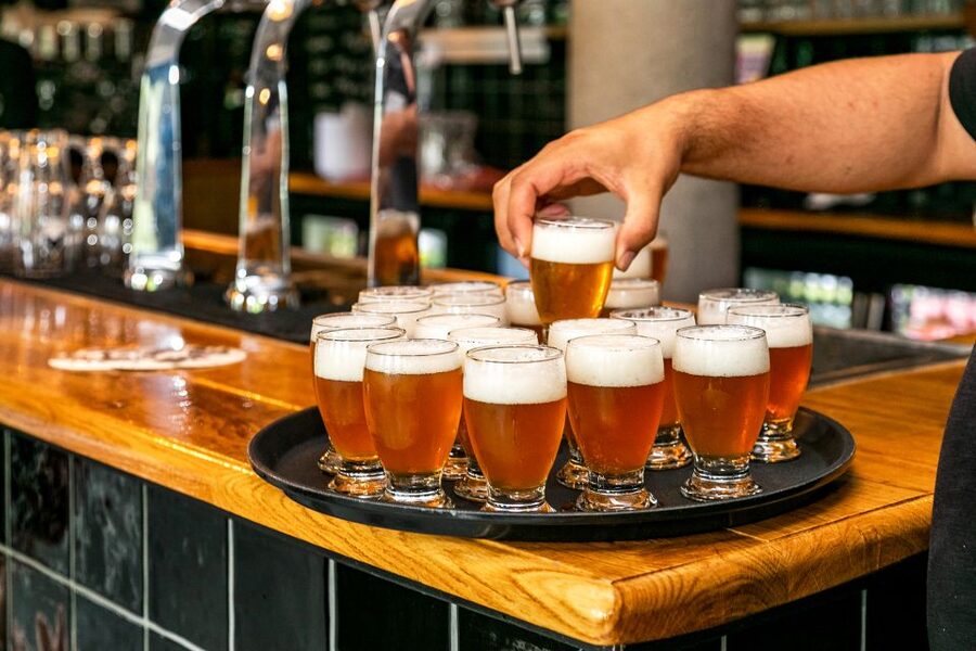 Amsterdam: Guided Craft Beer Brewery Bus Tour with Tastings - What the Amsterdam beer bus actually offers