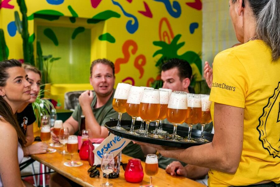 Amsterdam: Guided Craft Beer Brewery Bus Tour with Tastings - The short Breugem Beer stop