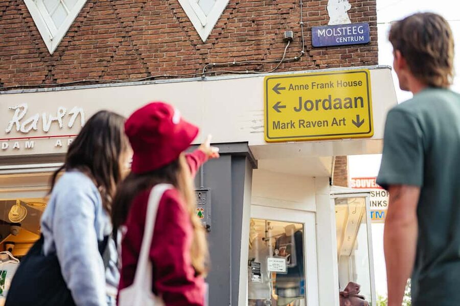 Amsterdam: Guided Cultural Food Tour in German or English - Why food is a smart way to meet Amsterdam