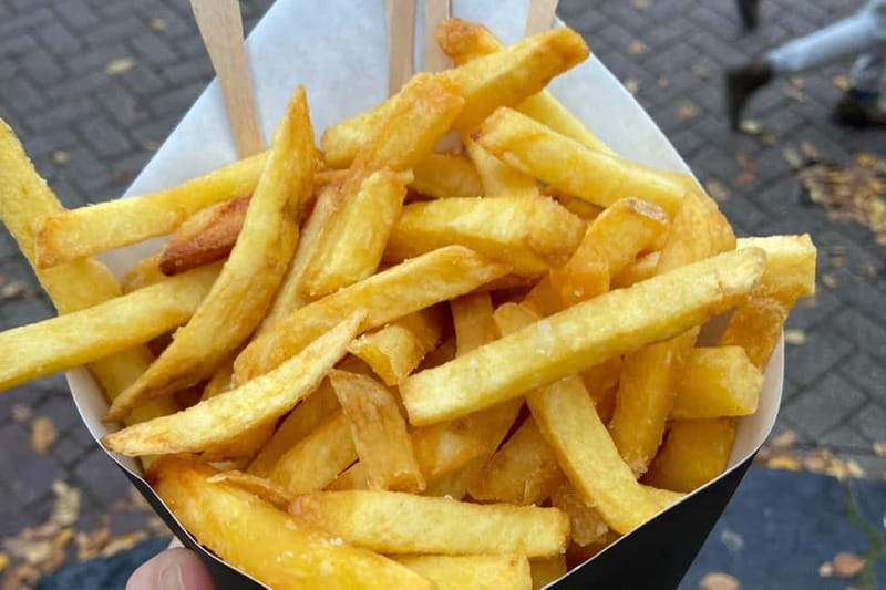 Amsterdam: Guided Food Tour with Tastings - The savory opening: bitterballen and sandwiches