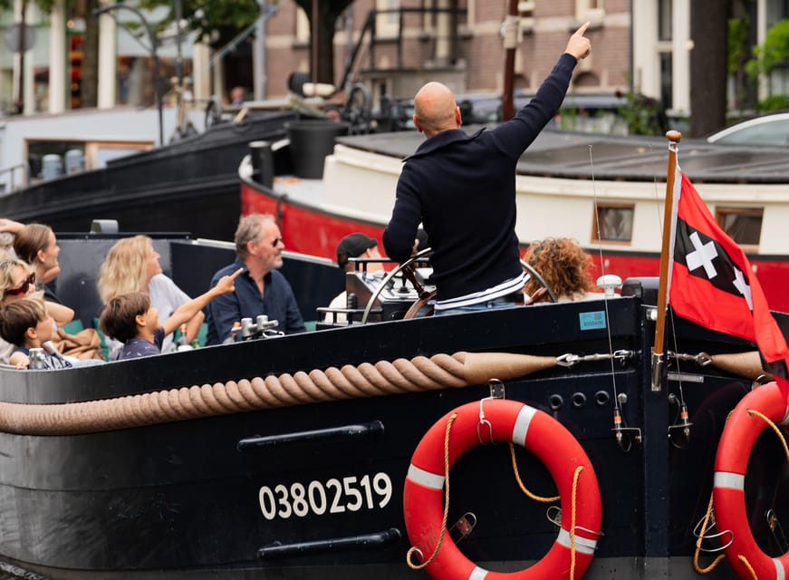Amsterdam: Guided Open Boat Canal Cruise Including Drink - Is $26 a fair price?