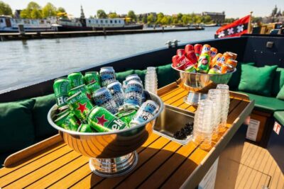Guided Open Boat Canal Cruise Including Drink