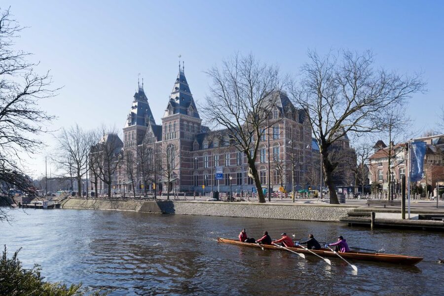 Amsterdam: Guided Rijksmuseum Tour in Spanish - Key points at a glance