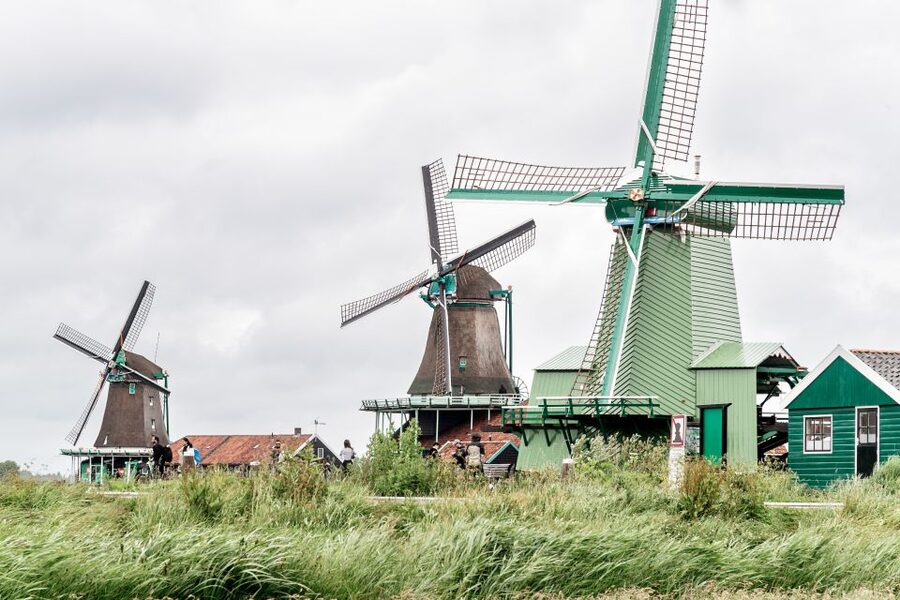 Amsterdam: Guided Zaanse Schans, Windmills & Cheese Tour - Adding the Amsterdam canal cruise