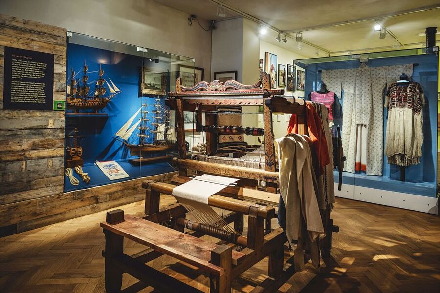 Amsterdam: Hash, Marihuana, and Hemp Museum Entry Ticket - The 9,000-object collection and its many angles