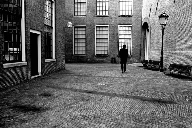 Amsterdam: Haunted History and Ghost Walking Tour - Key points at a glance