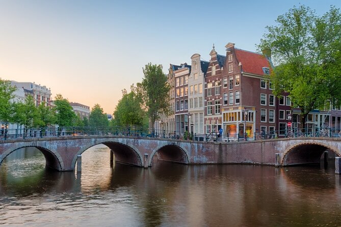 Amsterdam Haunted History and Ghost Walking Tour - Who should book this Amsterdam ghost walk?