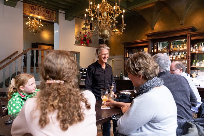 Amsterdam High-End Dutch Food & History Tour - Up to 8 guests - Farmhouse cheese in a boutique deli