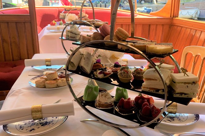 Amsterdam: High Tea Cruise - How much commentary should you expect?