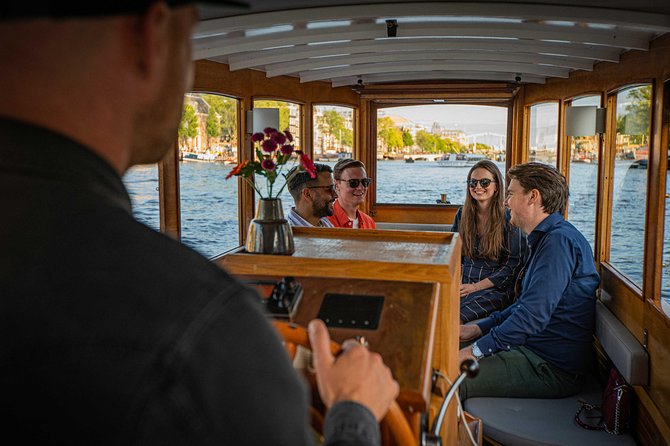 Amsterdam Highlights Canal Cruise with a Drink - Why Amsterdam is best seen from a private canal boat