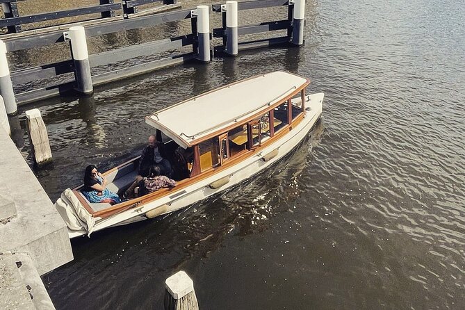 Amsterdam Highlights Canal Cruise with a Drink - Is $633.06 per person a fair price?